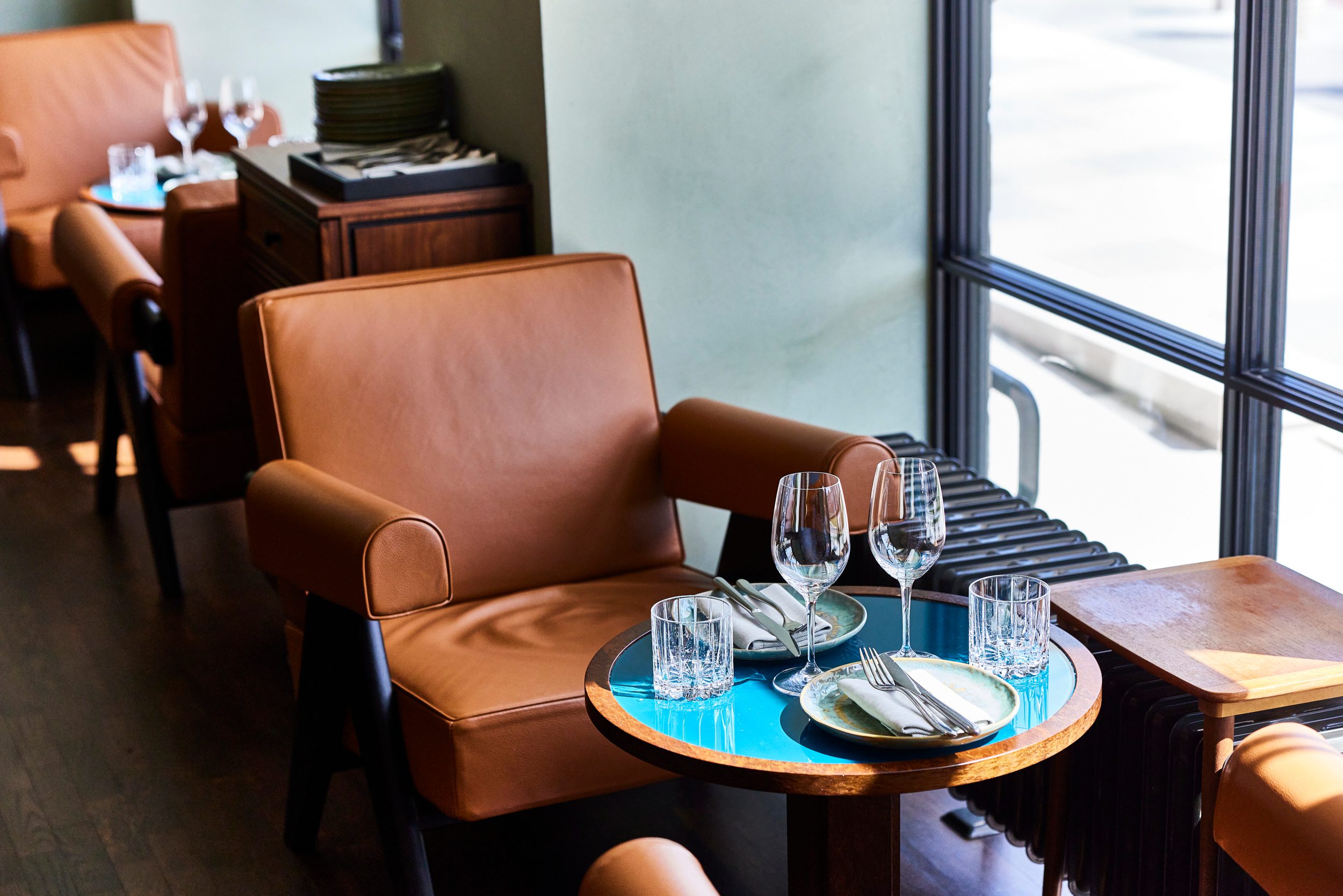 Ahaan interior lounge chare lowres